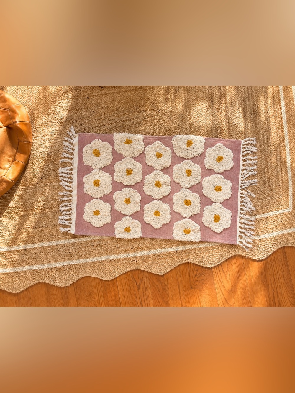 Tufted Daisy Accent Rug Pink Floral Bath Mat 38x24